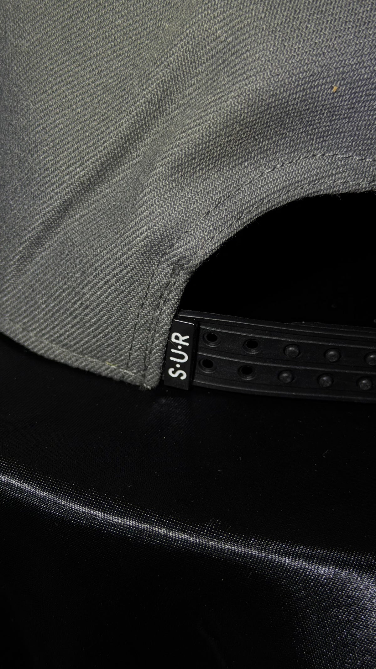 SUR Signature Snapback – Concrete Grey