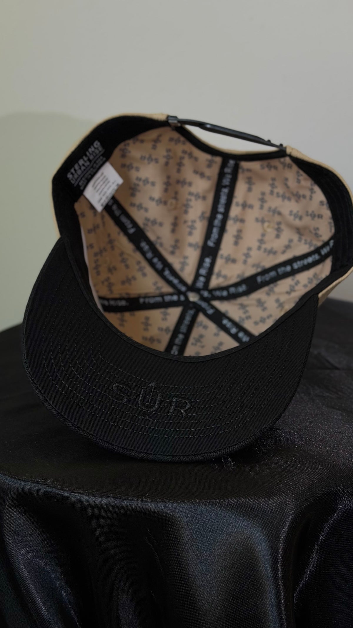 SUR Signature Snapback – Beige