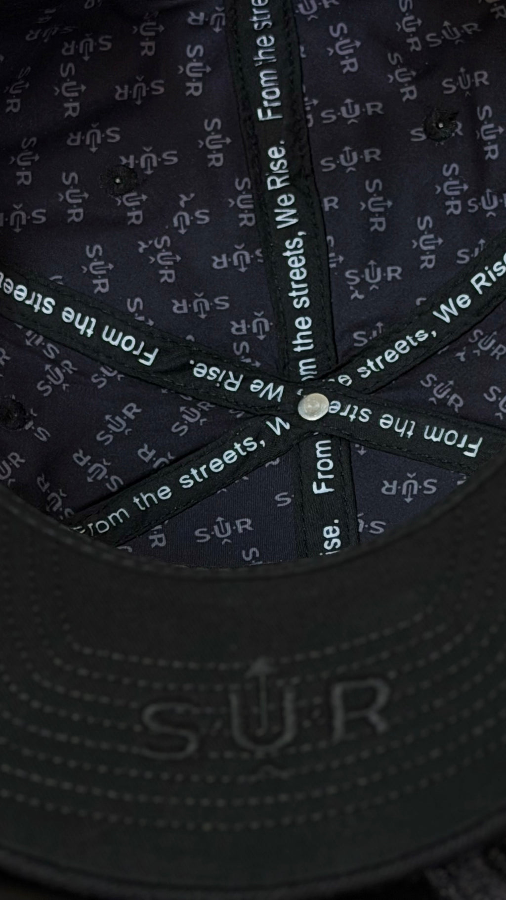 SUR Signature Snapback – Black