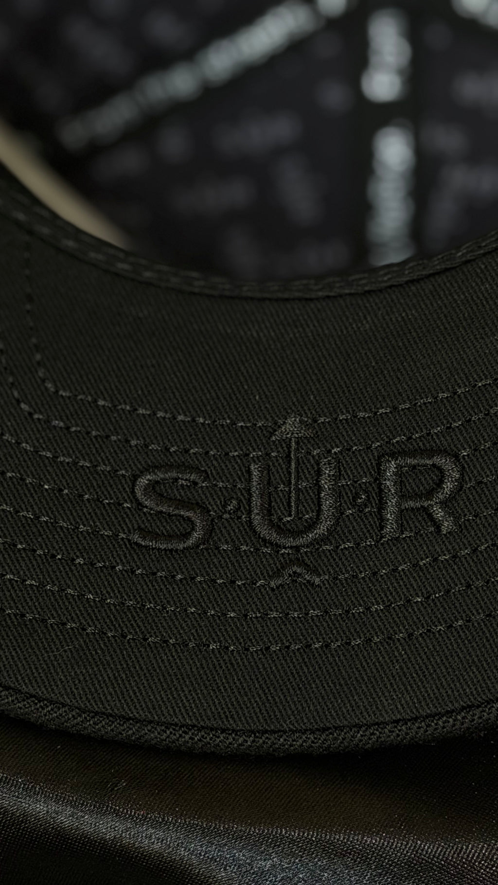 SUR Signature Snapback – Black
