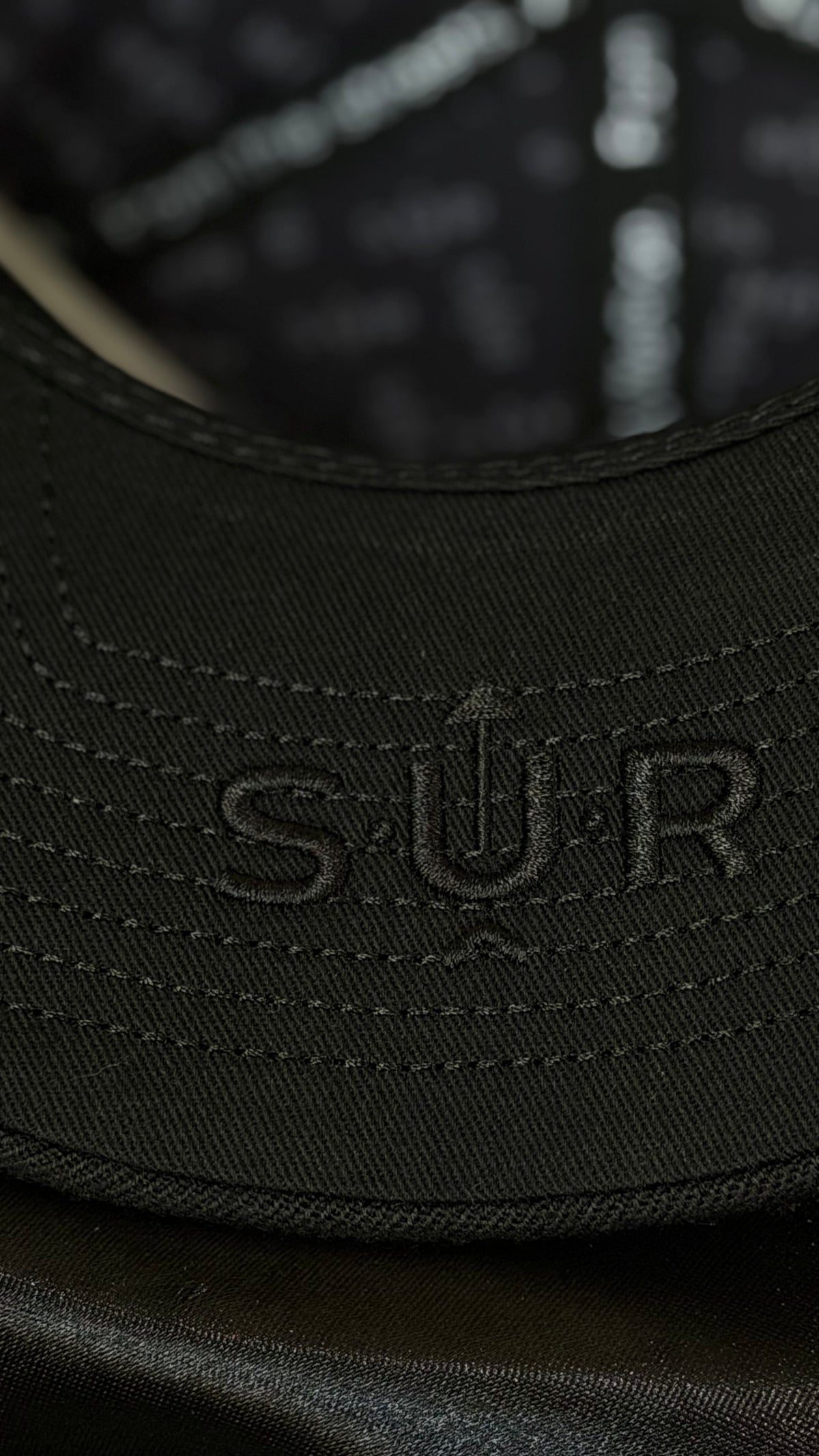 SUR Signature Snapback – Black