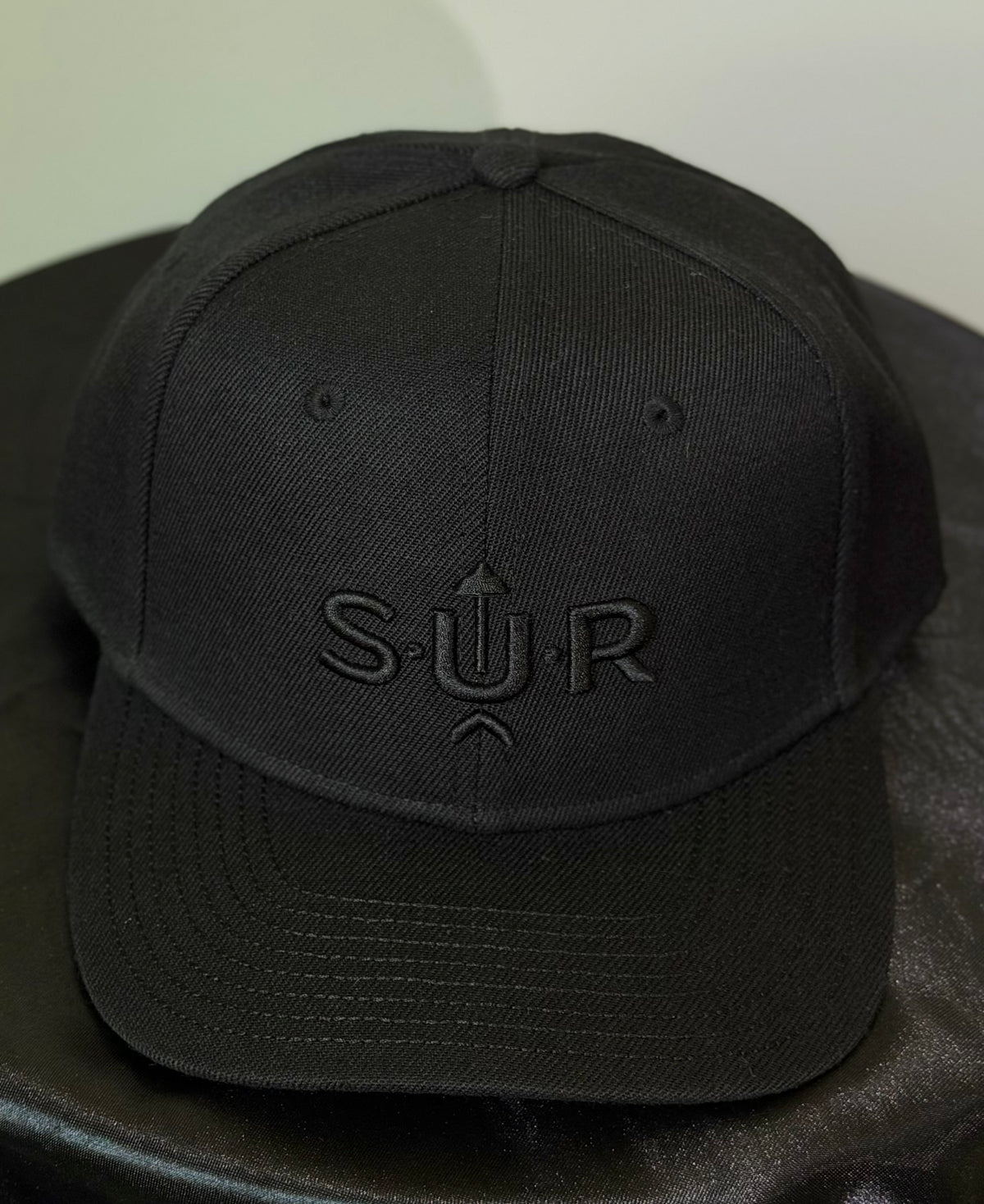 SUR Signature Snapback – Black